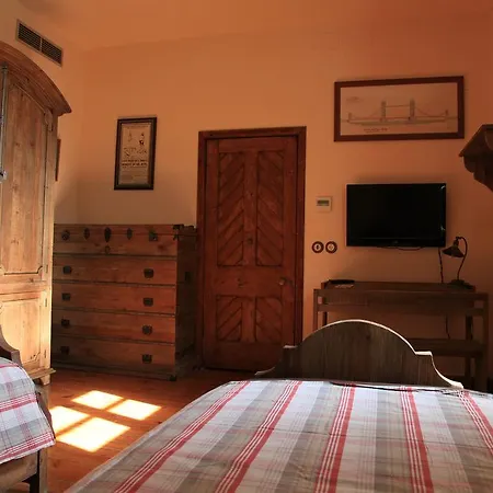 Old England House Casa rural